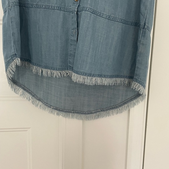 Thread and supply button up tank top - Picture 4 of 5